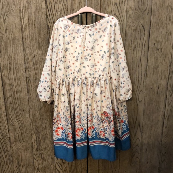 Pippa & Julie Dress in size 7. 3/4 sleeve length - Picture 6 of 6